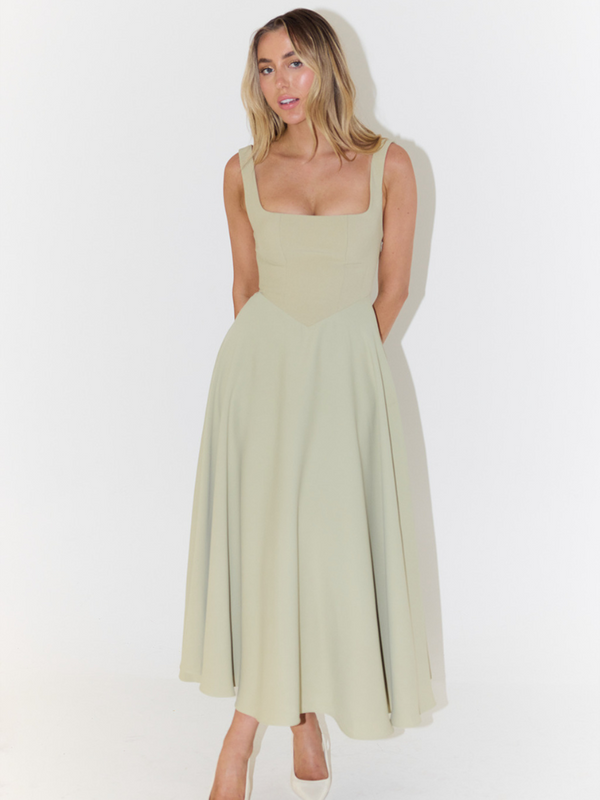 Séraphie – Square Neck Midi Dress