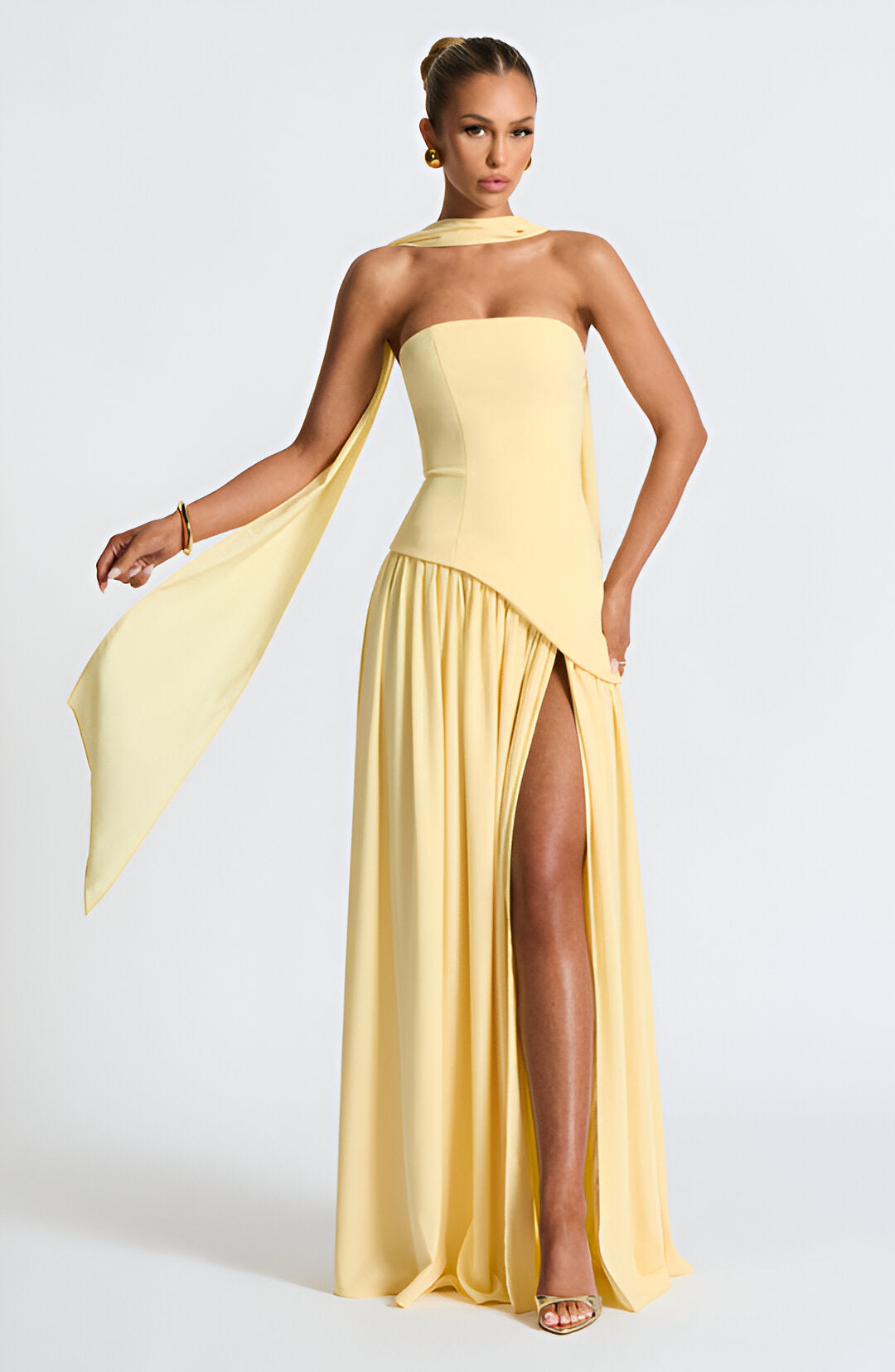 Èlira – Contrast Strapless Maxi Dress