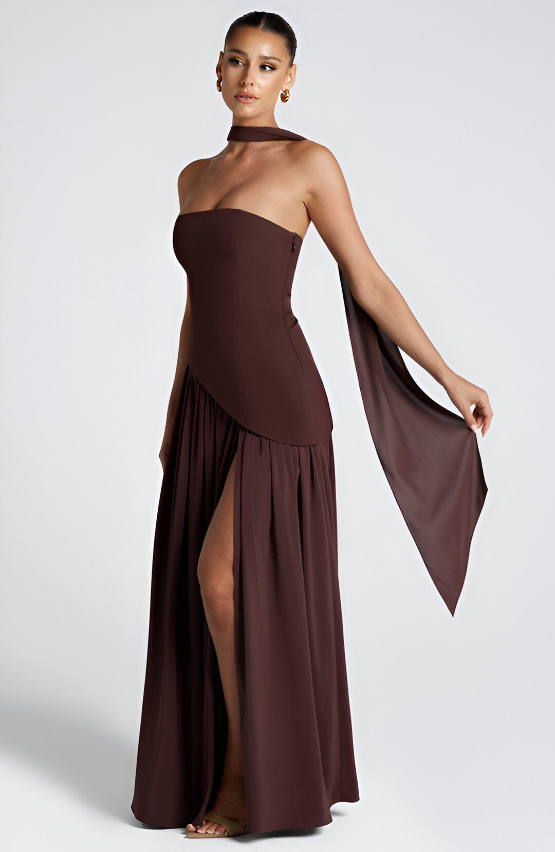 Èlira – Contrast Strapless Maxi Dress