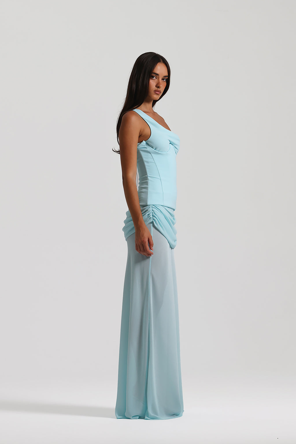 Èliane – Off-Shoulder Georgette Gown
