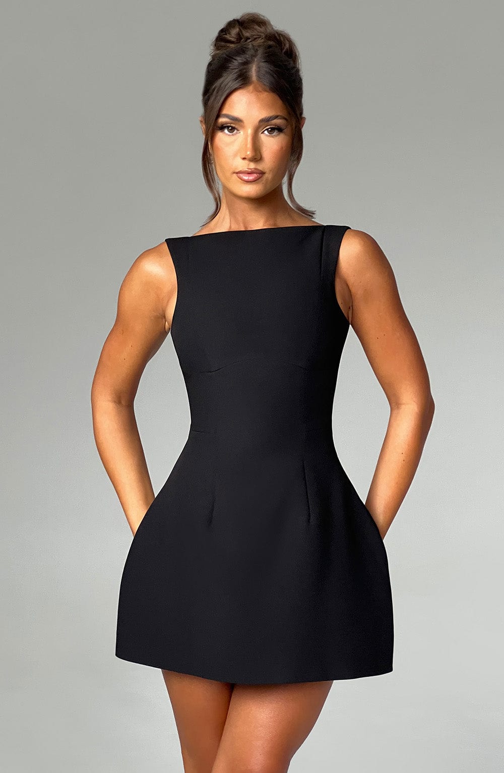 Élyne – High Neck Bubble Mini Dress