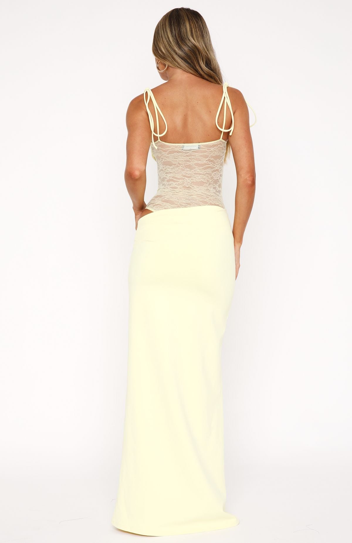 Àmelie – Lace Cut-Out Maxi Dress